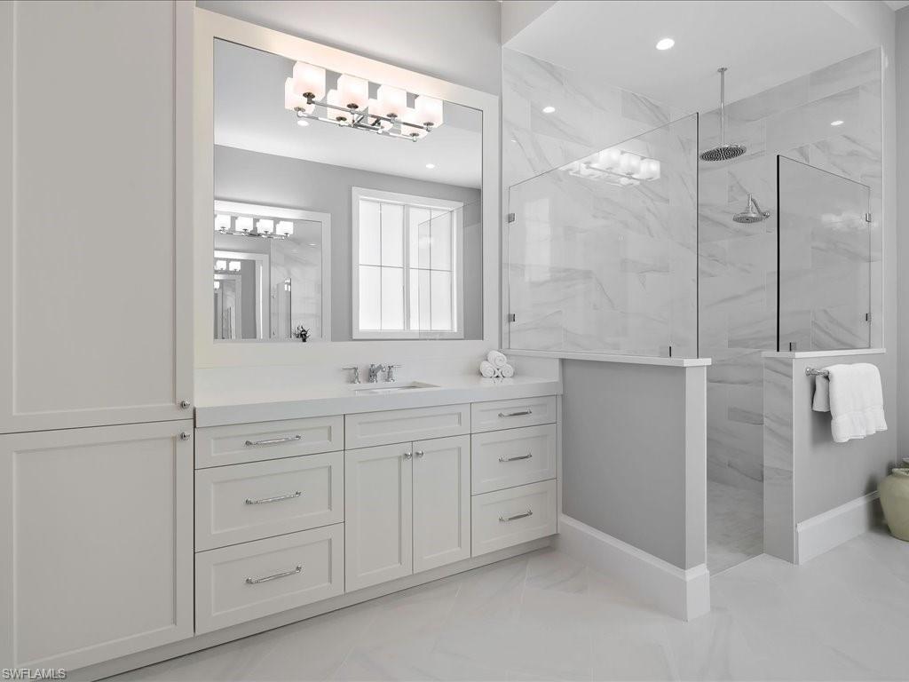 LAKE PARK - Residential