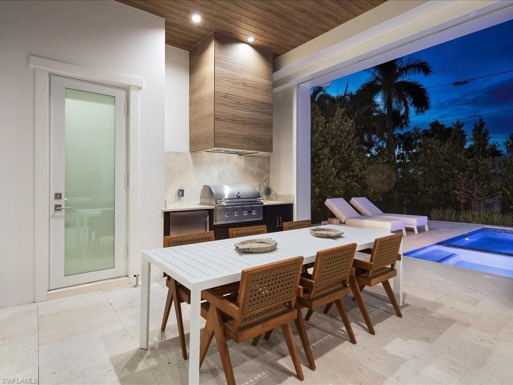 LAKE PARK - Residential