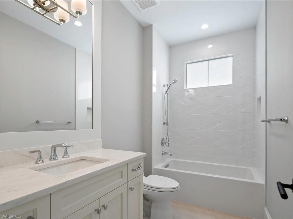 LAKE PARK - Residential