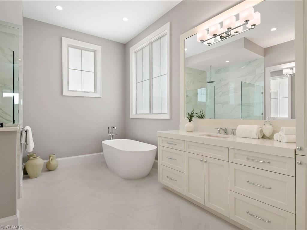 LAKE PARK - Residential