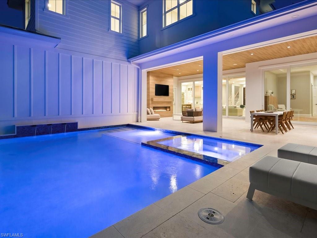 LAKE PARK - Residential