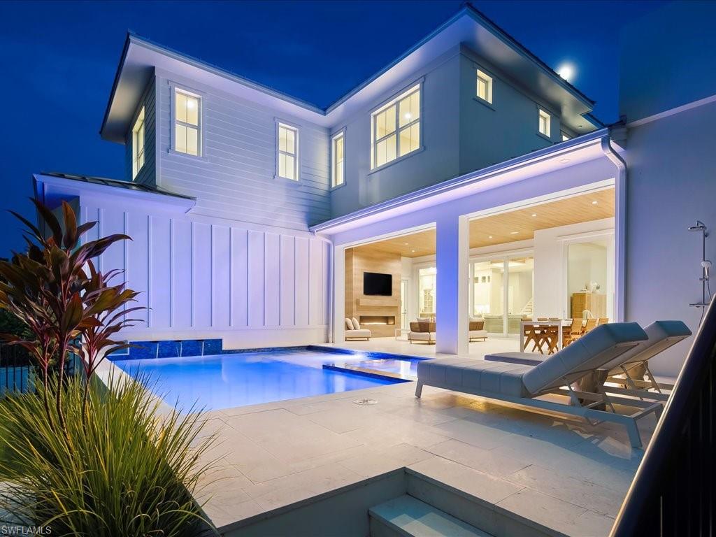 LAKE PARK - Residential