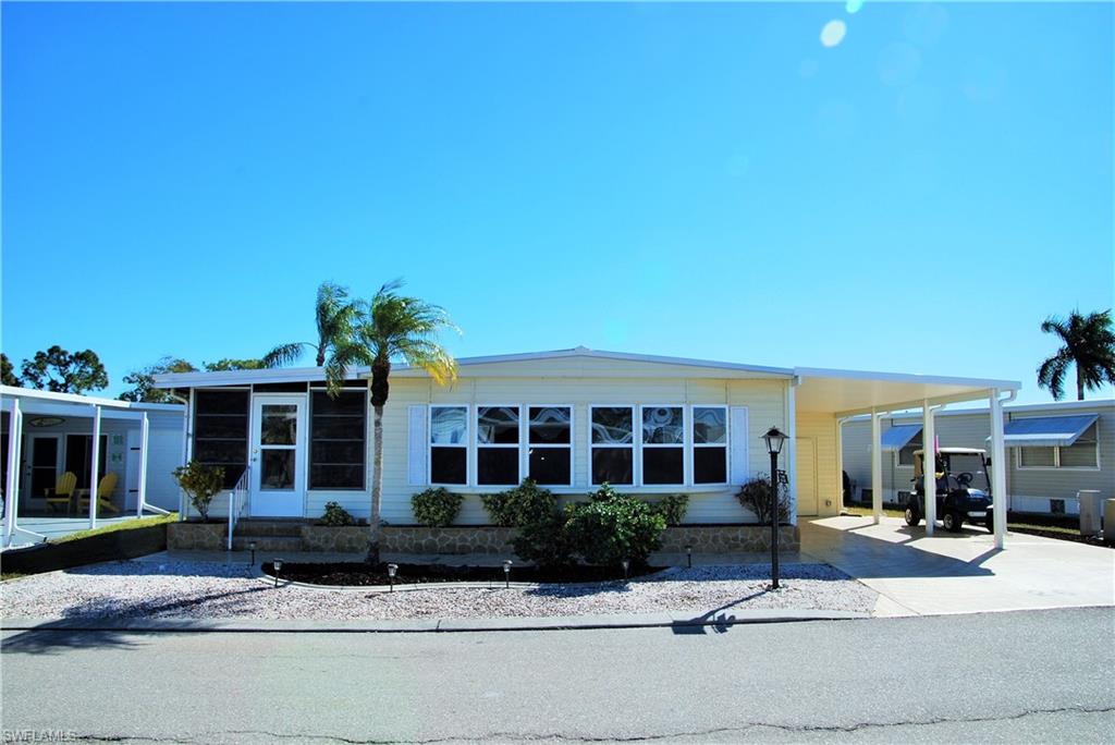 SIX LAKES COUNTRY CLUB - Residential