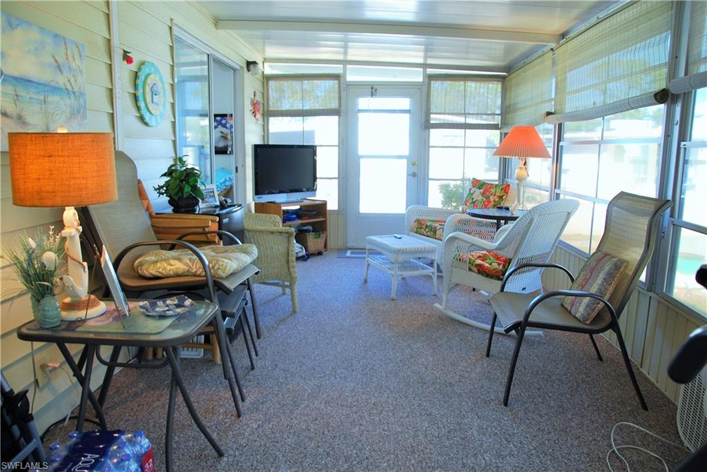 SIX LAKES COUNTRY CLUB - Residential