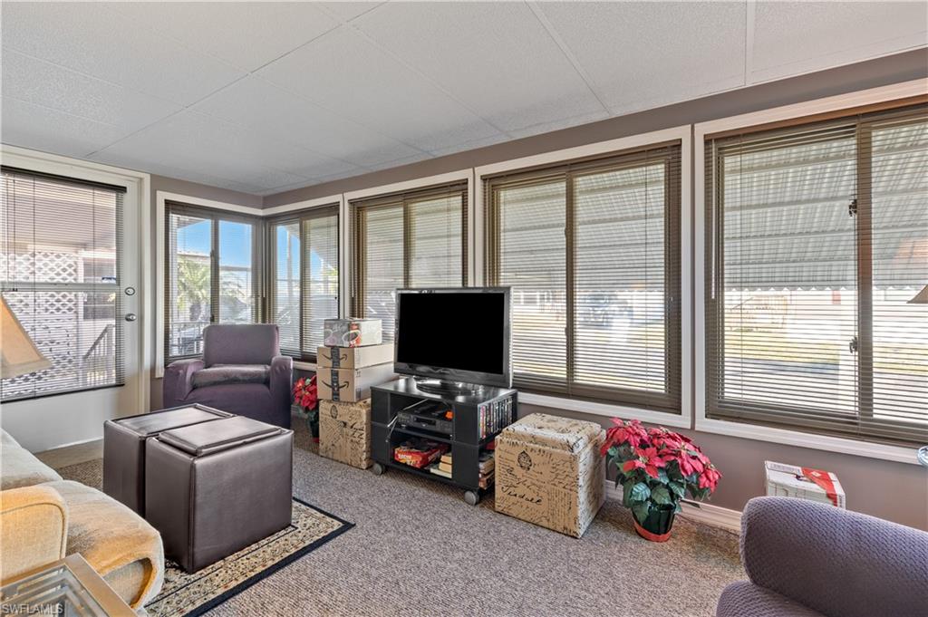 LEESURE VILLAGE - Residential