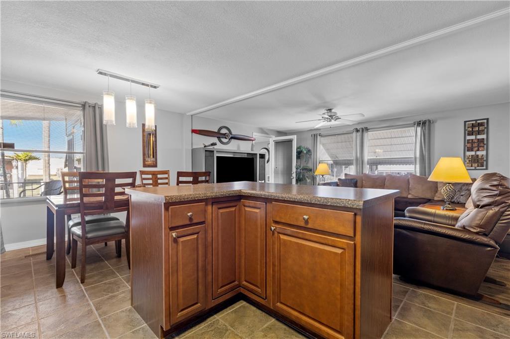 LEESURE VILLAGE - Residential