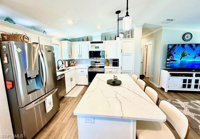 BAYSIDE ESTATES - Residential