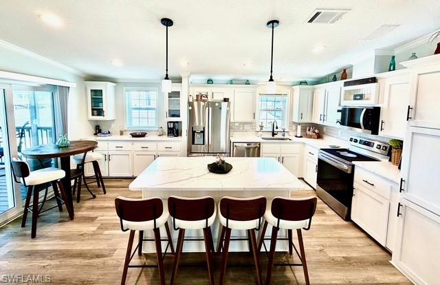 BAYSIDE ESTATES - Residential