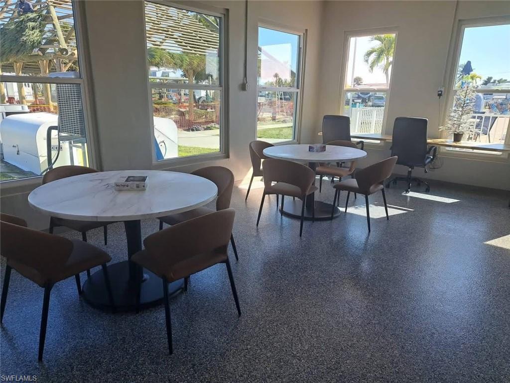 PALMETTO PALMS R V - Residential