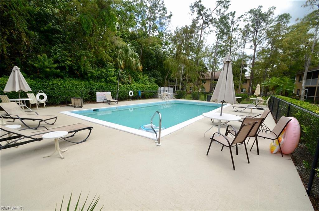 NAPLES PARKWOOD CLUB - Residential