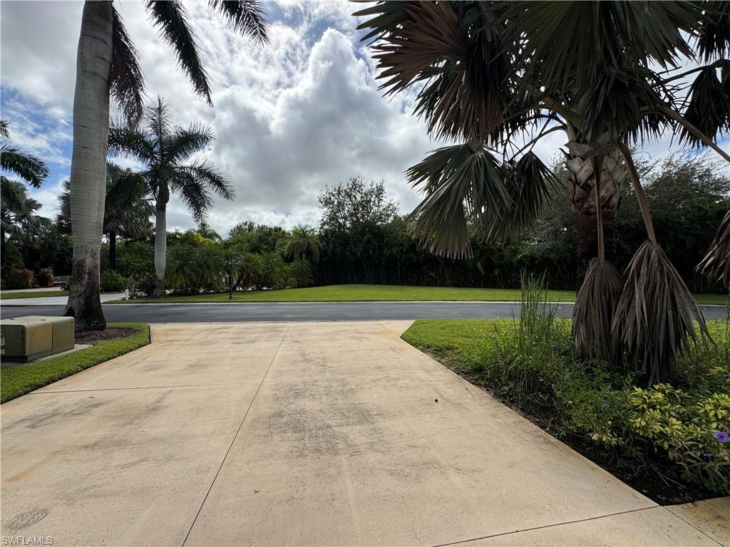 RIVERBEND MOTORCOACH RESORT - Land