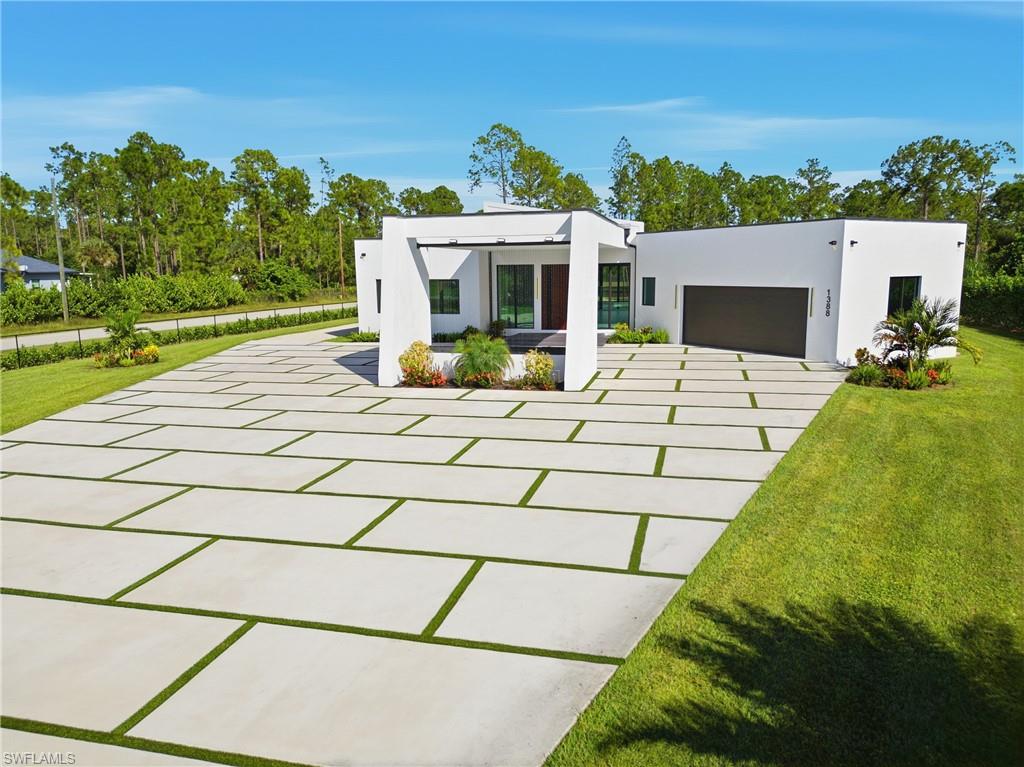 GOLDEN GATE ESTATES - Residential