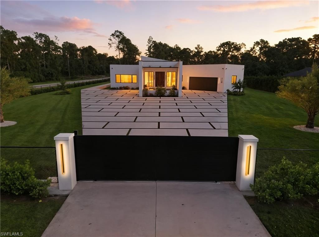 Photo of 1388 Everglades BLVD N, NAPLES, FL 34120 (MLS # 226005237)