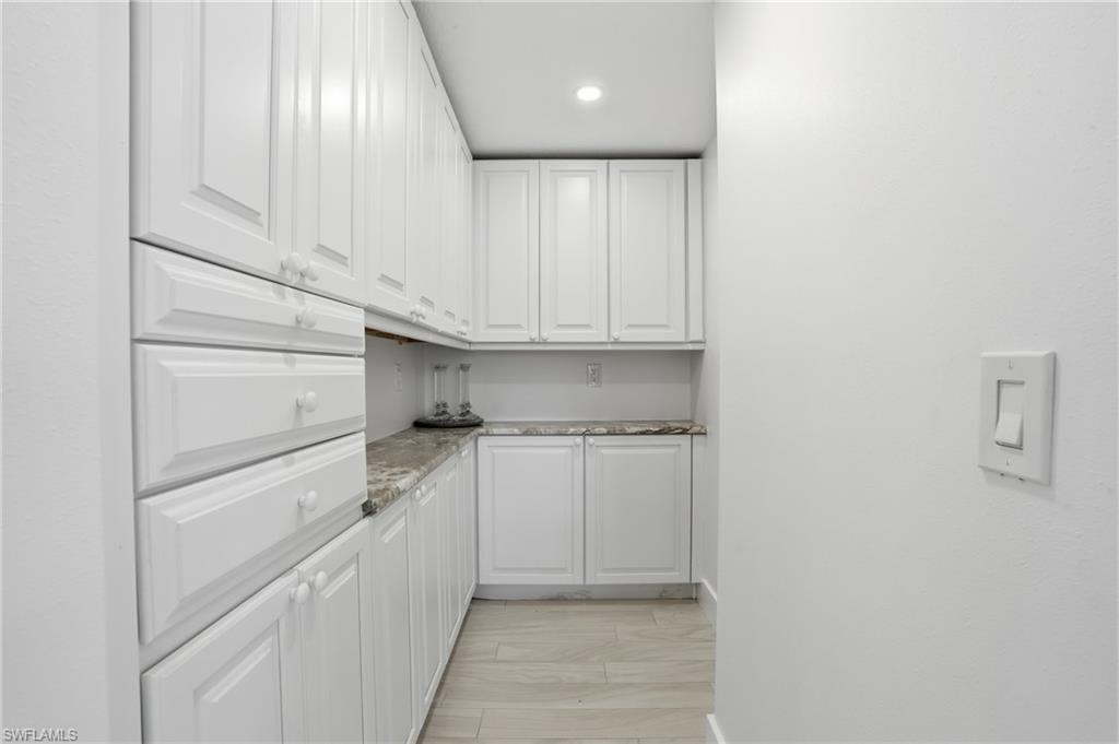 FAIRVIEW ISLES - Residential