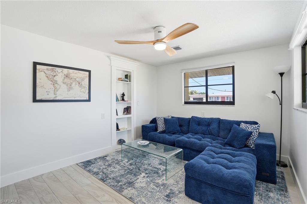 FAIRVIEW ISLES - Residential