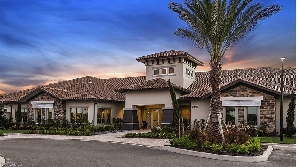 ESPLANADE LAKE CLUB - Residential Lease