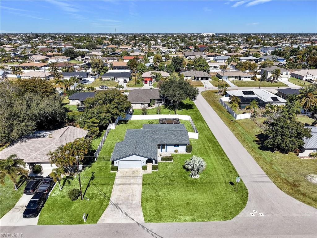 CAPE CORAL - Residential