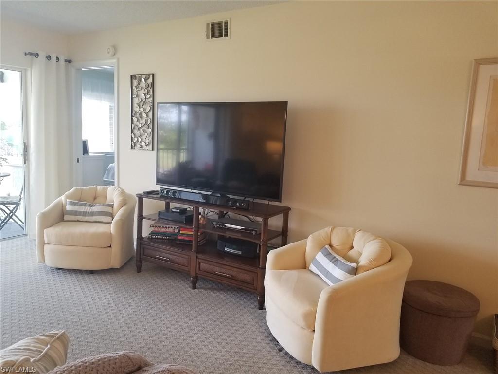 ANDOVER SQUARE - Residential