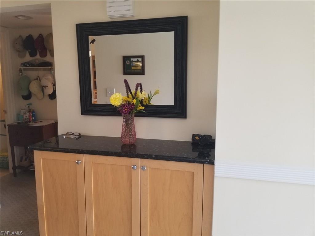 ANDOVER SQUARE - Residential