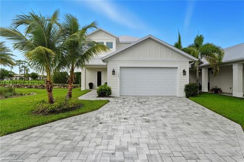 115 Cambria LN NAPLES FL 34112