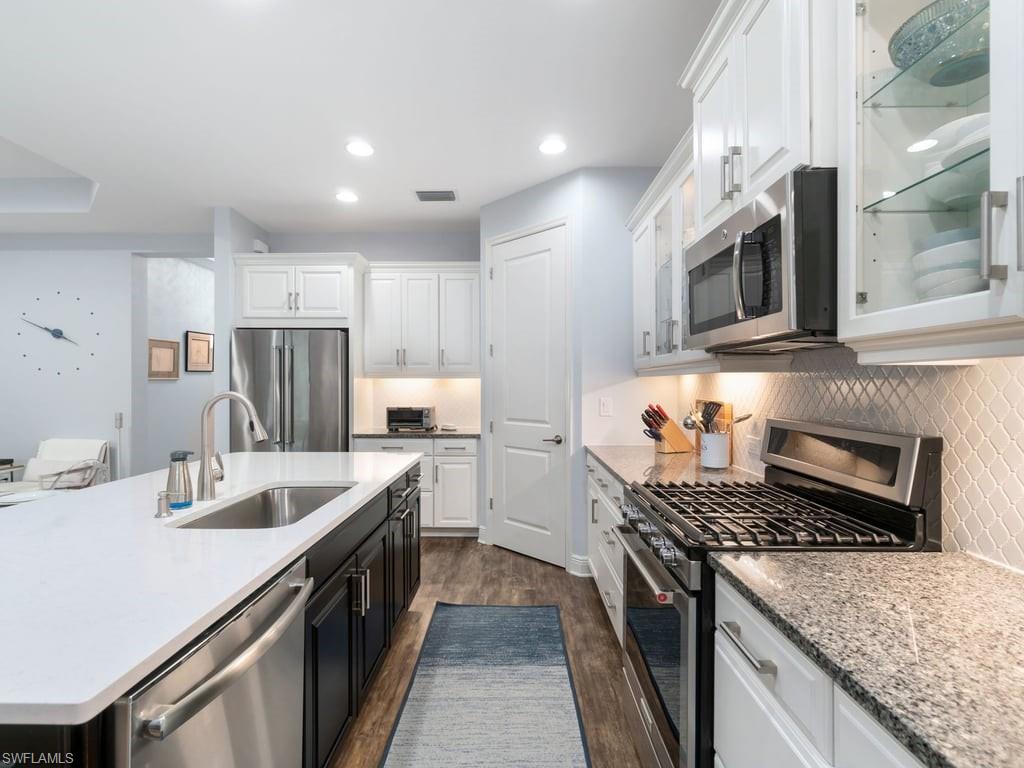 CYPRESS WALK - Residential