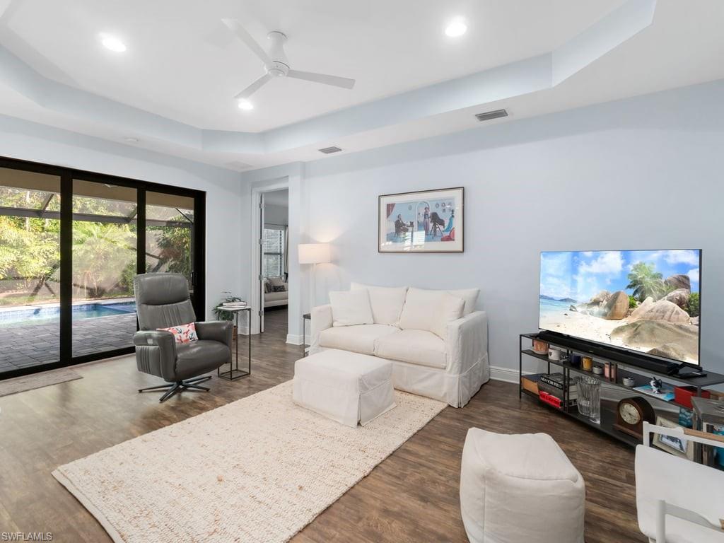 CYPRESS WALK - Residential