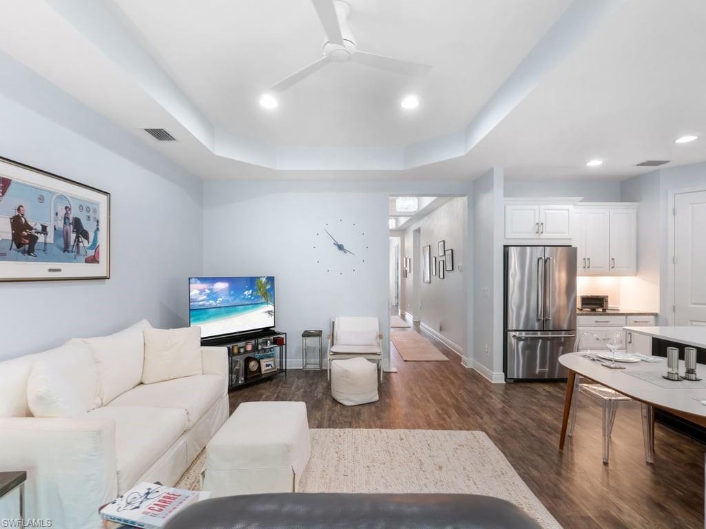 CYPRESS WALK - Residential