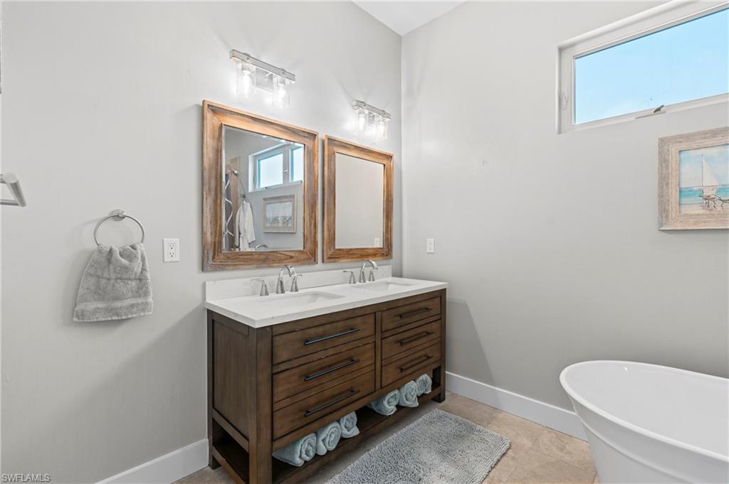 JOSE'S HIDEAWAY - Residential