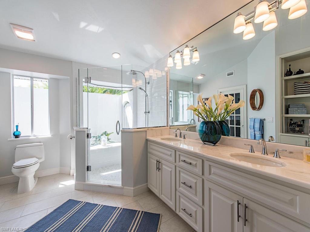 LONGLAKE - Residential