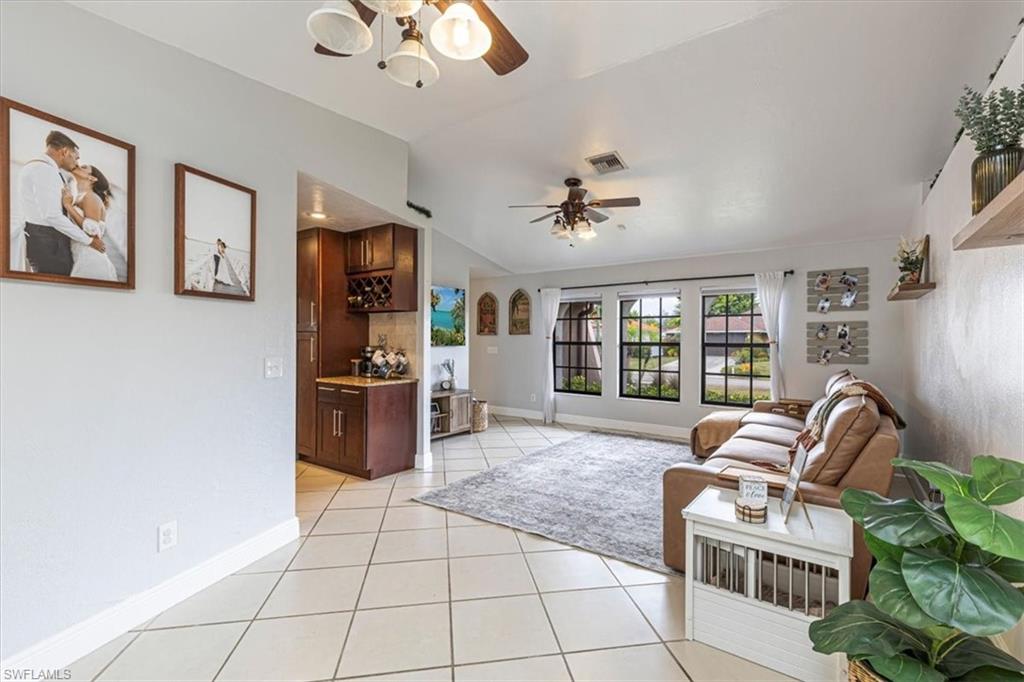 BONITA GOLF CLUB VILLAS - Residential