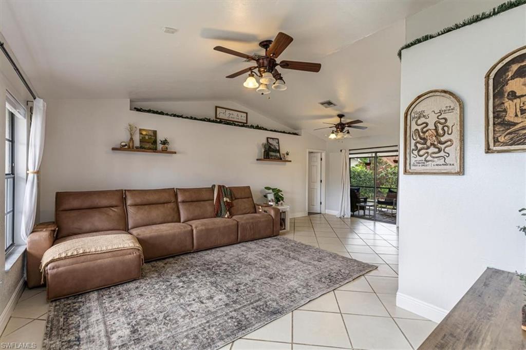 BONITA GOLF CLUB VILLAS - Residential