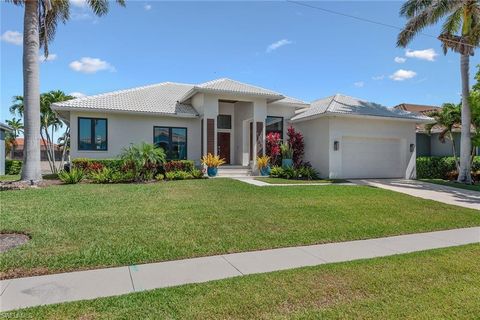 1130 Abbeville CT MARCO ISLAND FL 34145