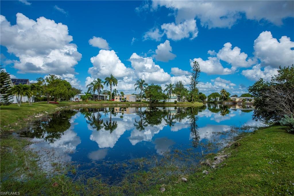 NAPLES MOBILE ESTATES - Residential