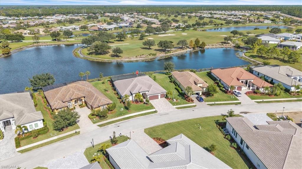 COUNTRY CLUB - Residential