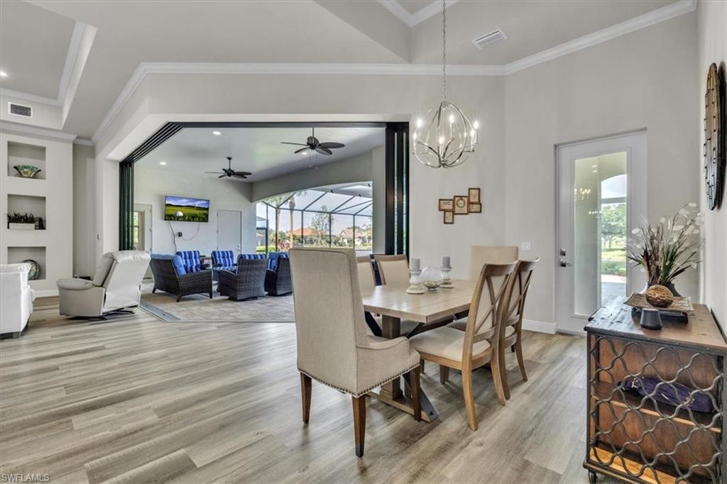 COUNTRY CLUB - Residential