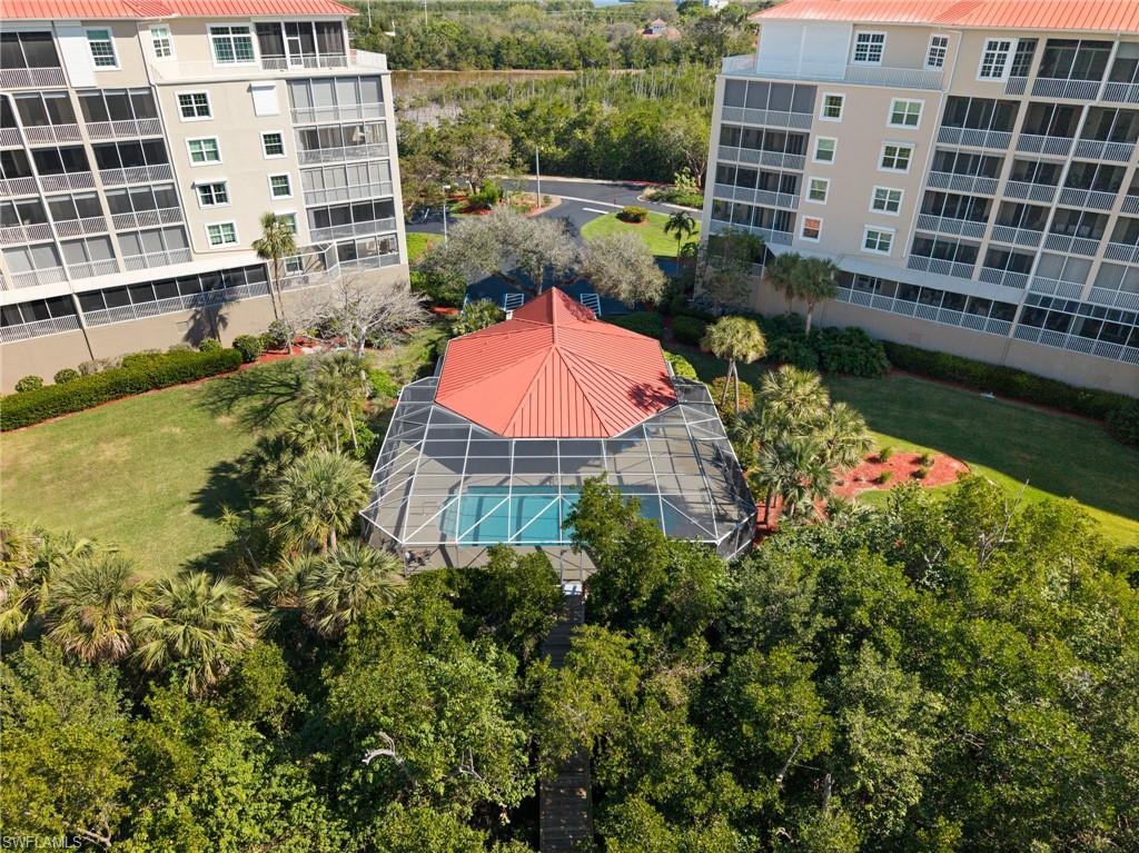 VINTAGE BAY - Residential