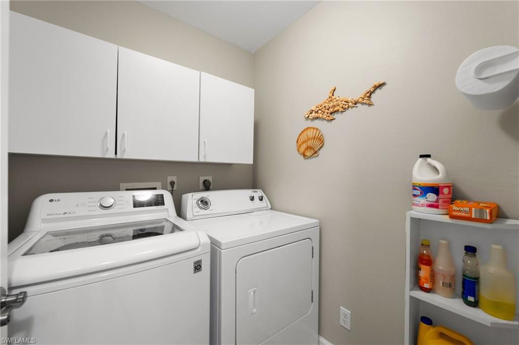 VINTAGE BAY - Residential