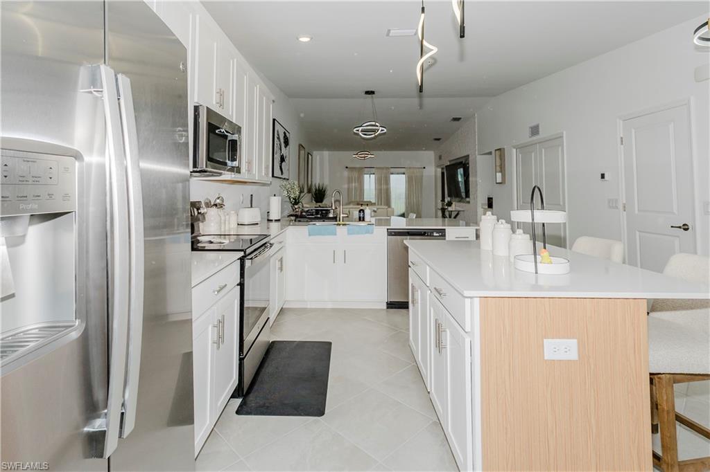 THE NATIONAL GOLF & COUNTRY CLUB AT AVE MARIA - Residential Lease