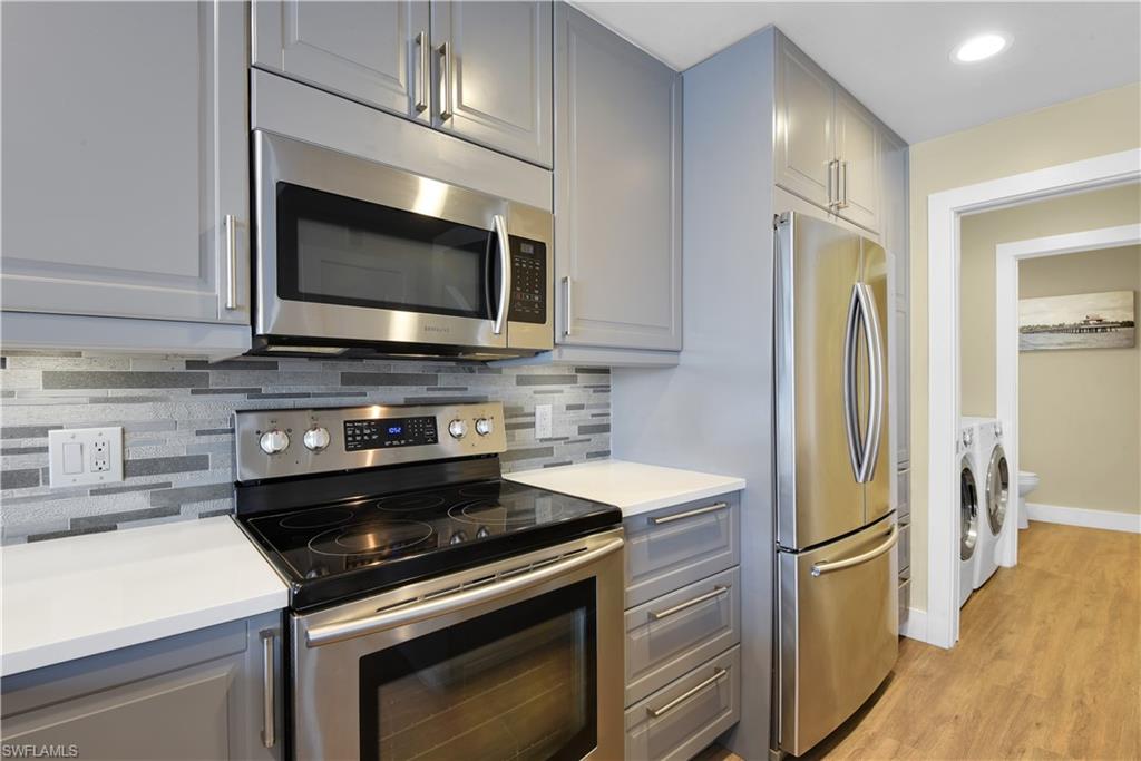 ISLAND WALK - Residential