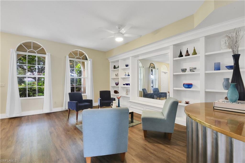 ISLAND WALK - Residential