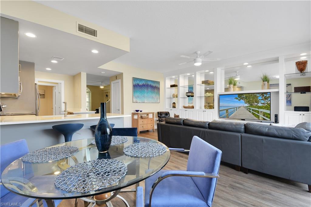 ISLAND WALK - Residential