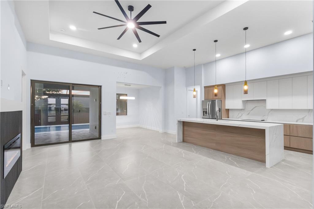 CAPE CORAL - Residential Lease