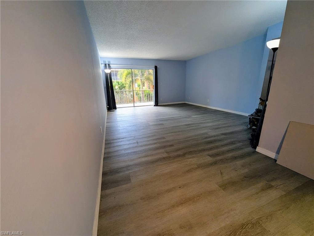 TOWERS CONDO - Residential