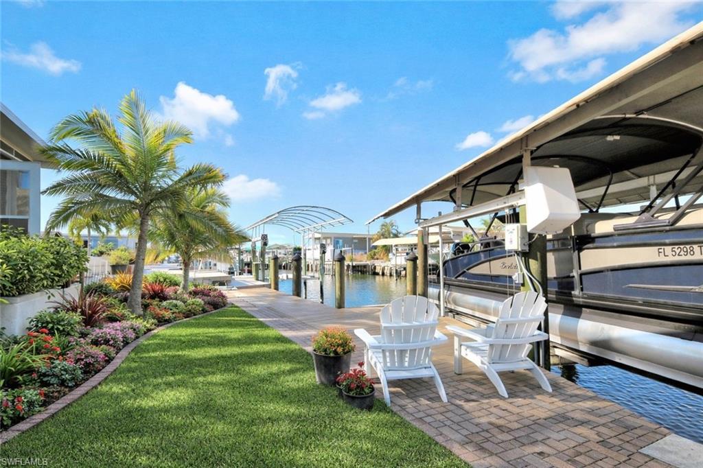 CHERRY ESTATES ISLAND - Residential