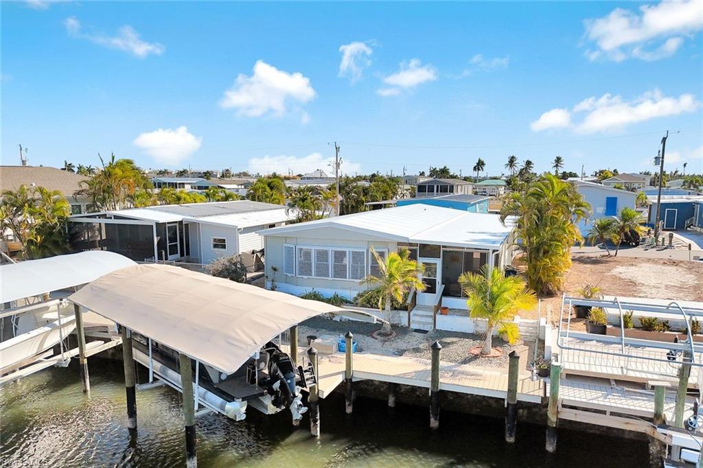 CHERRY ESTATES ISLAND - Residential