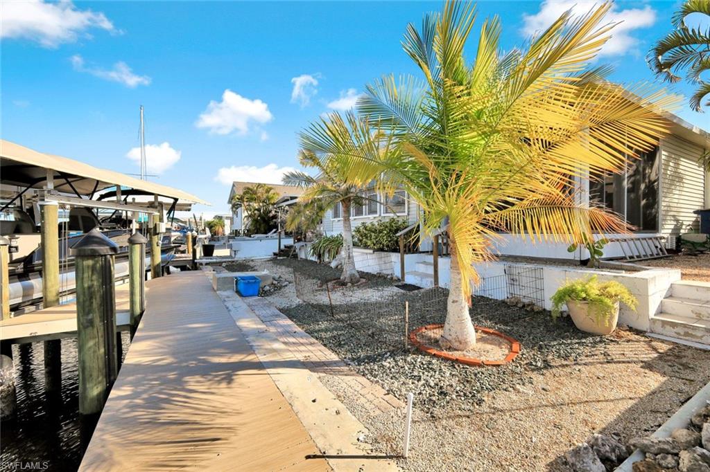 CHERRY ESTATES ISLAND - Residential