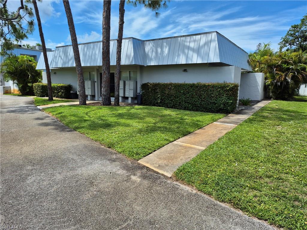 LELY PINES - Residential