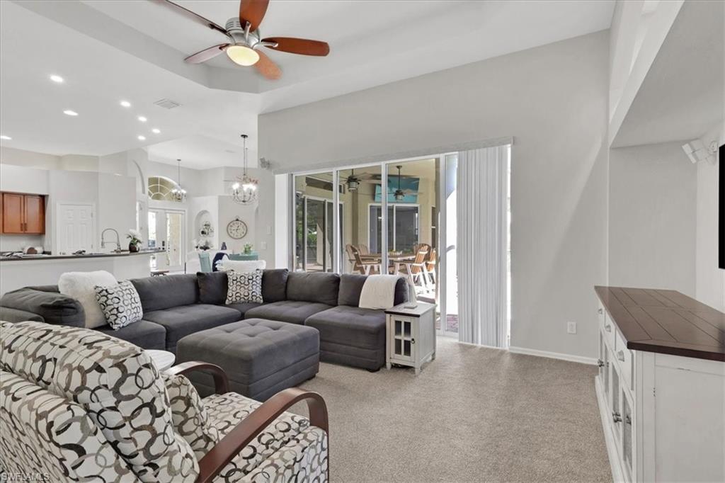 LAKE PARK - Residential