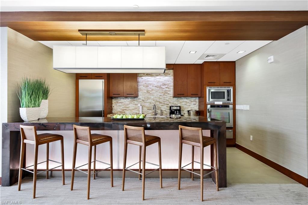 STRATFORD - Residential