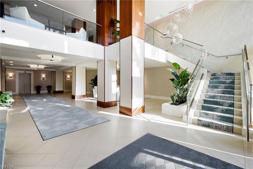 STRATFORD - Residential